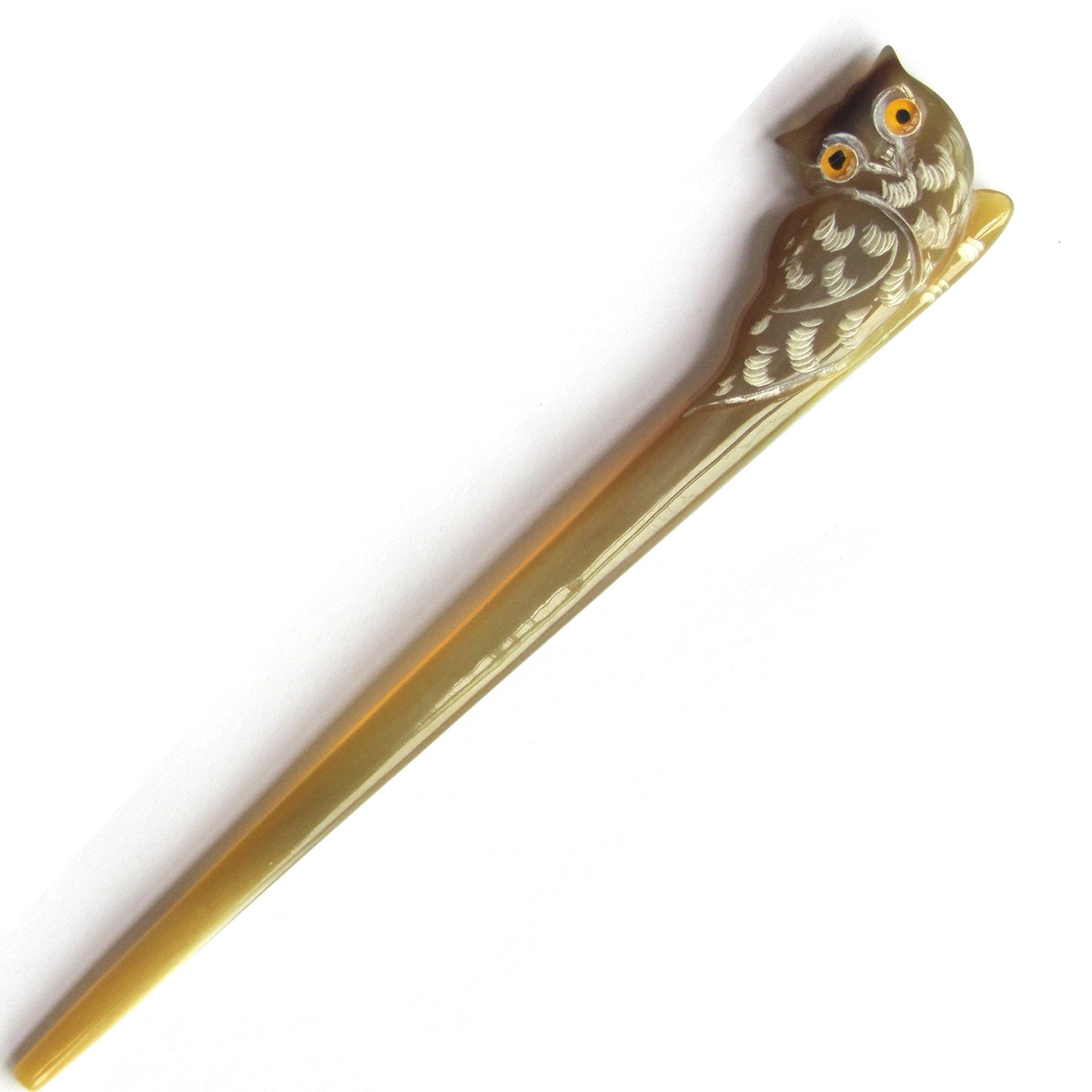 Light shade owl buffalo horn hair stick